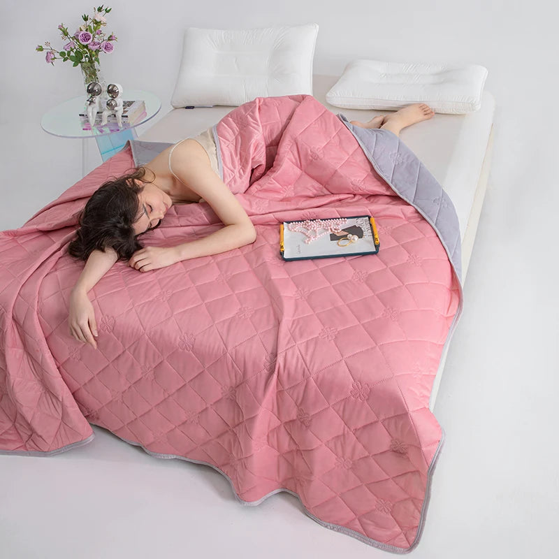 Coolnest™ – Couette Ultra Douce et Rafraîchissante pour Nuits d’Été